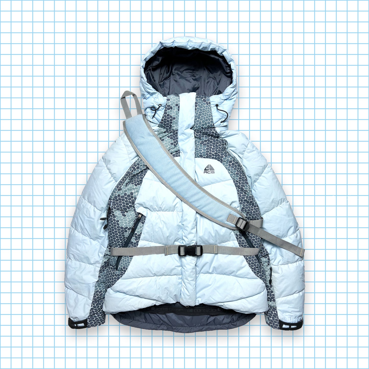 Nike ACG Baby Blue Reptile Hex Paneled Camo Puffer Jacket - Petit / Moyen