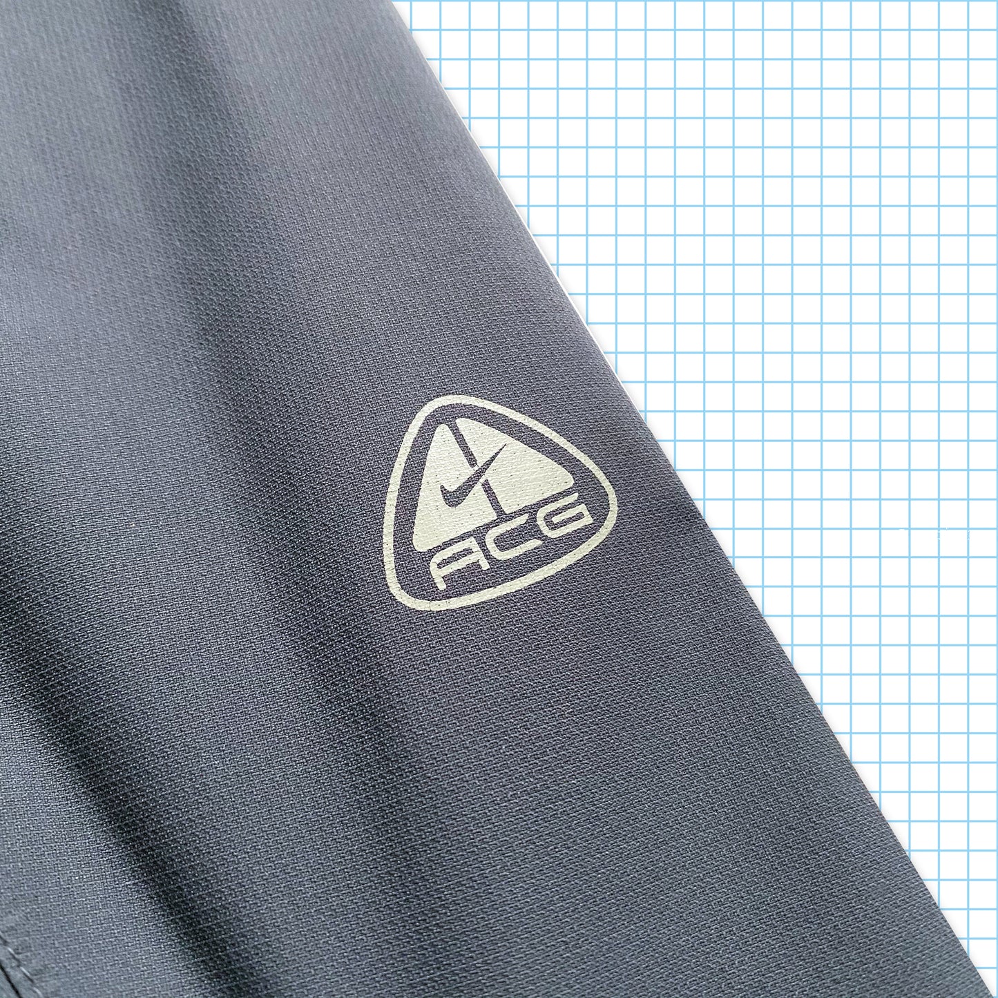 vintage Nike ACG Gun Metal Gris Gore-Tex Shell - Grand / Extra Large