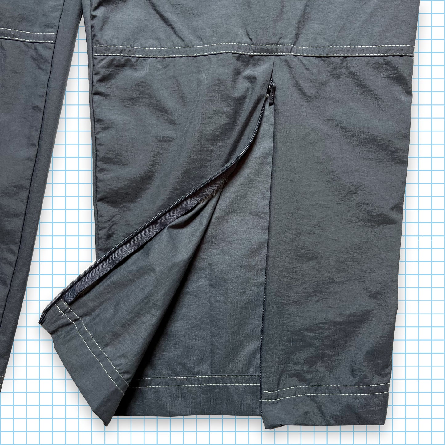 Nike ACG Grey Contrast Stitch Trail Pant - 30" / 32" Waist