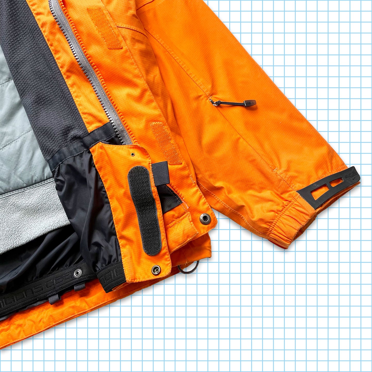 Vintage Nike ACG Heavy Weight Orange Jacket - Medium / Large