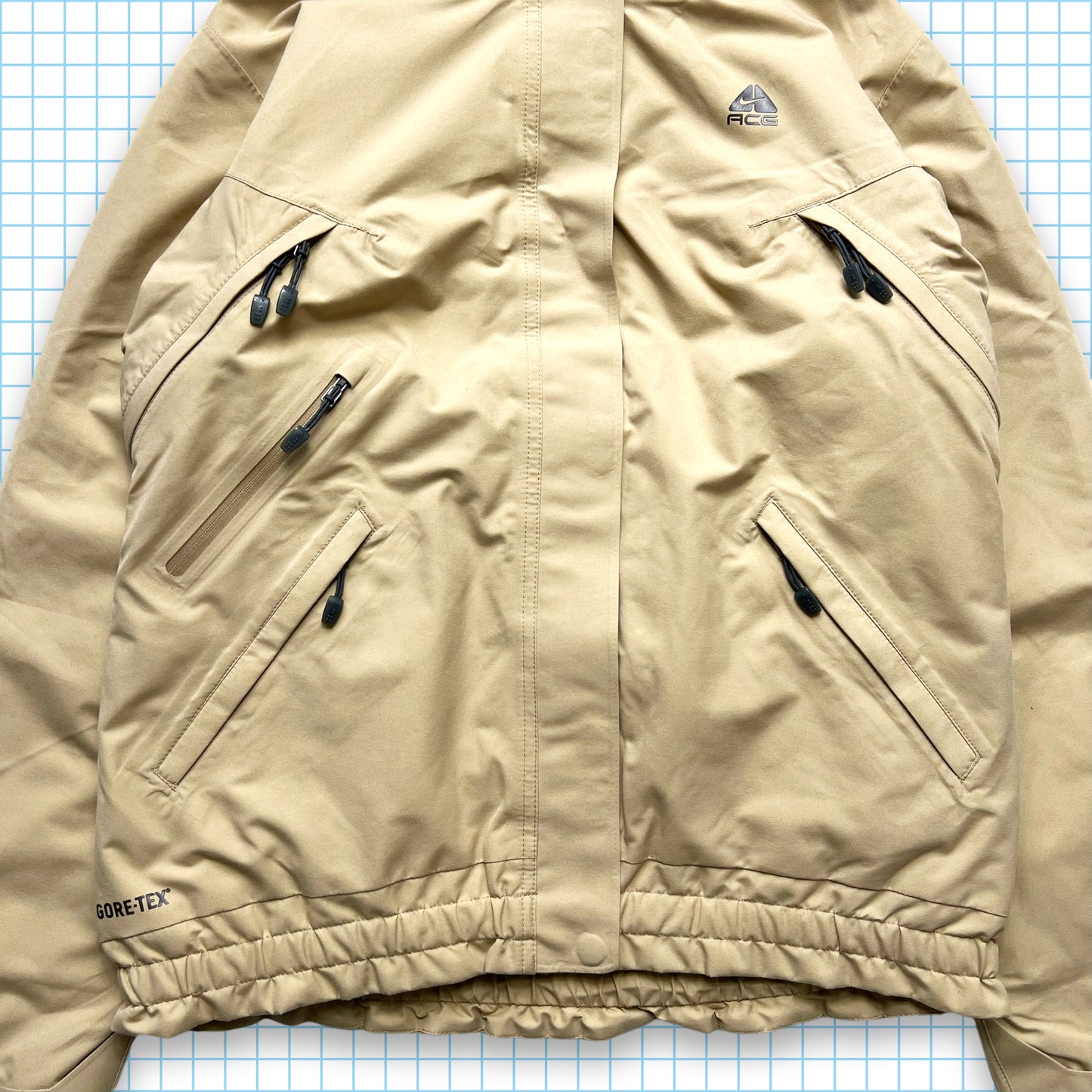 Nike ACG Light Beige Gore-Tex Tri-Pocket Padded Jacket - Small