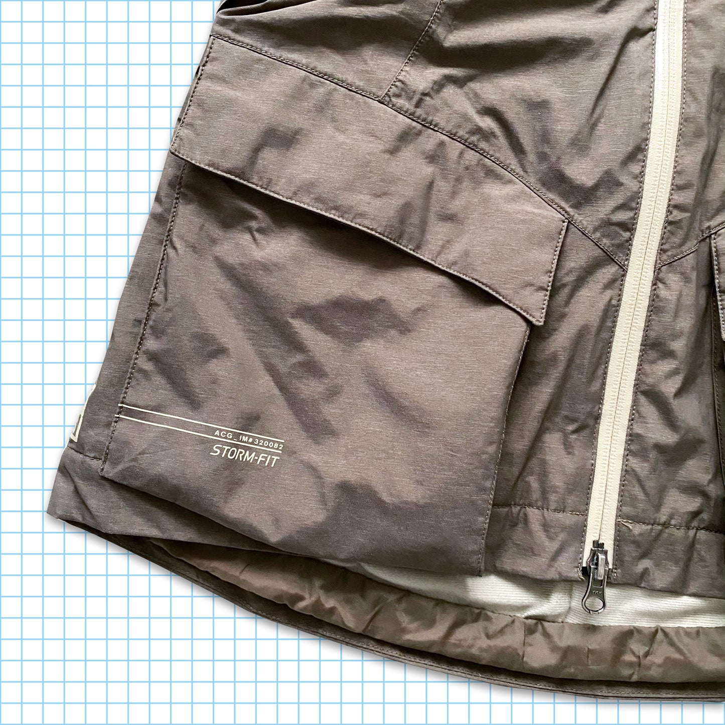 Vintage Nike ACG Ribbed Heavy Technical Padded Jacket - Small