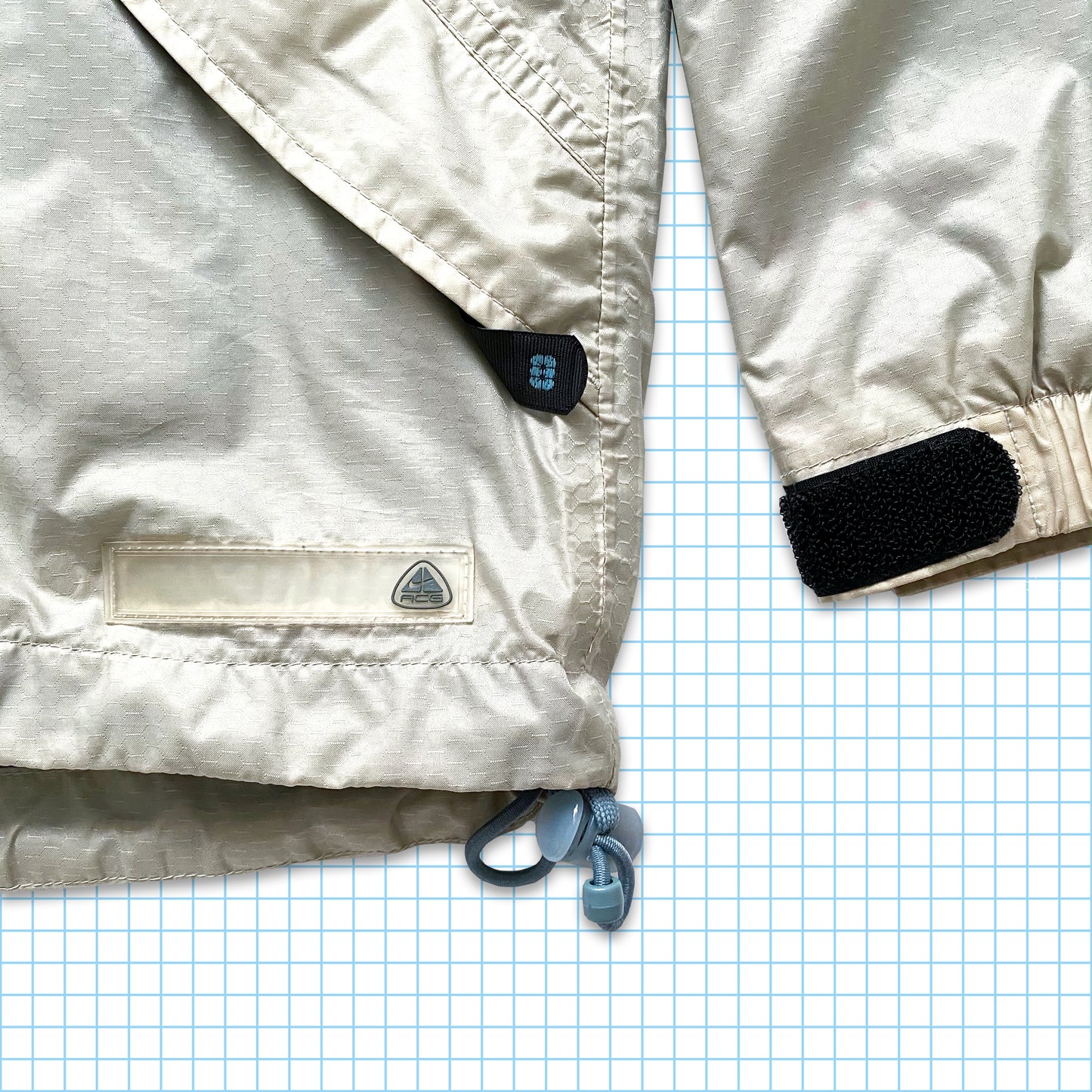 ヴィンテージ ナイキ ACG オフホワイト/ダブブルー リップ ストップ パッド入りジャケット - M