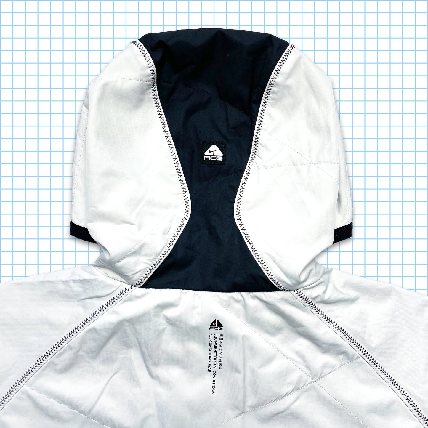 Vintage Nike ACG Lightweight Padded Jacket - Medium