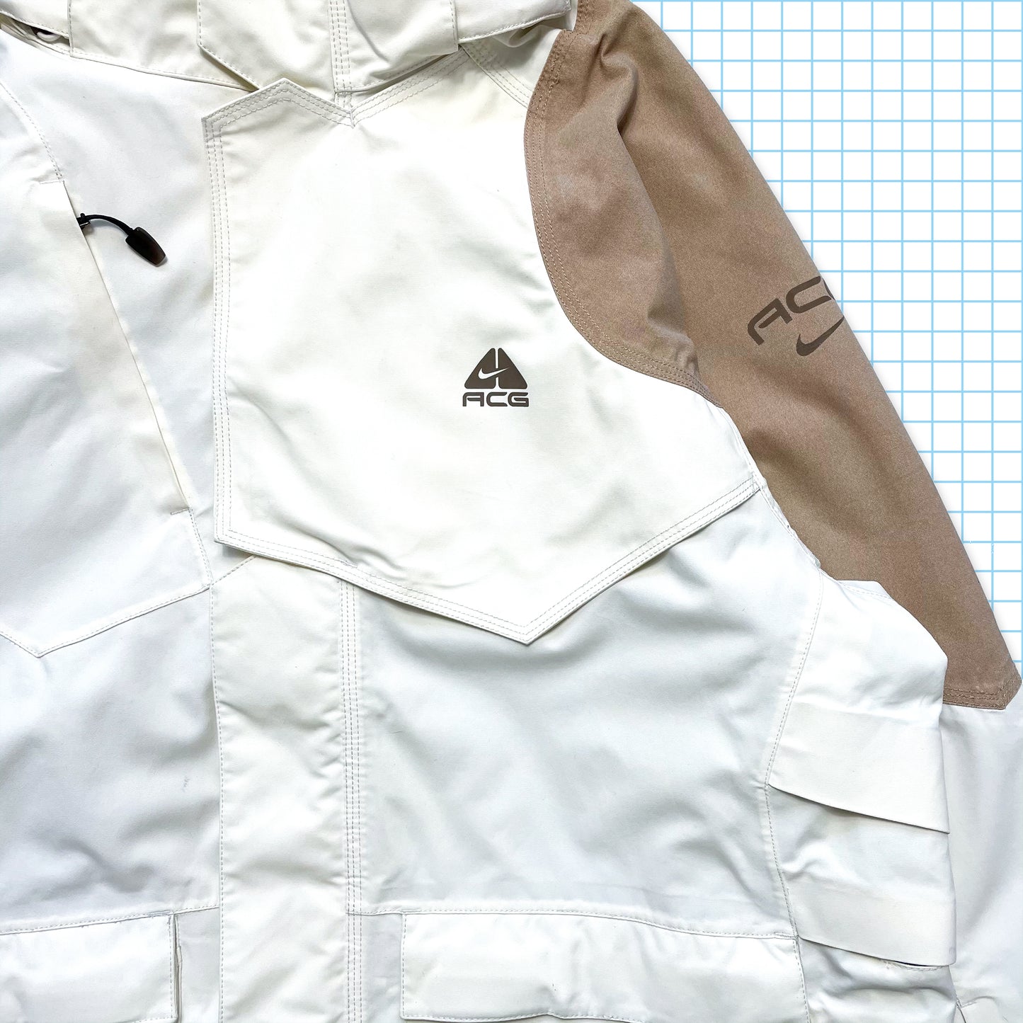 vintage Nike ACG Off White/Beige Multi Pocket Veste rembourrée technique - Large / Extra Large