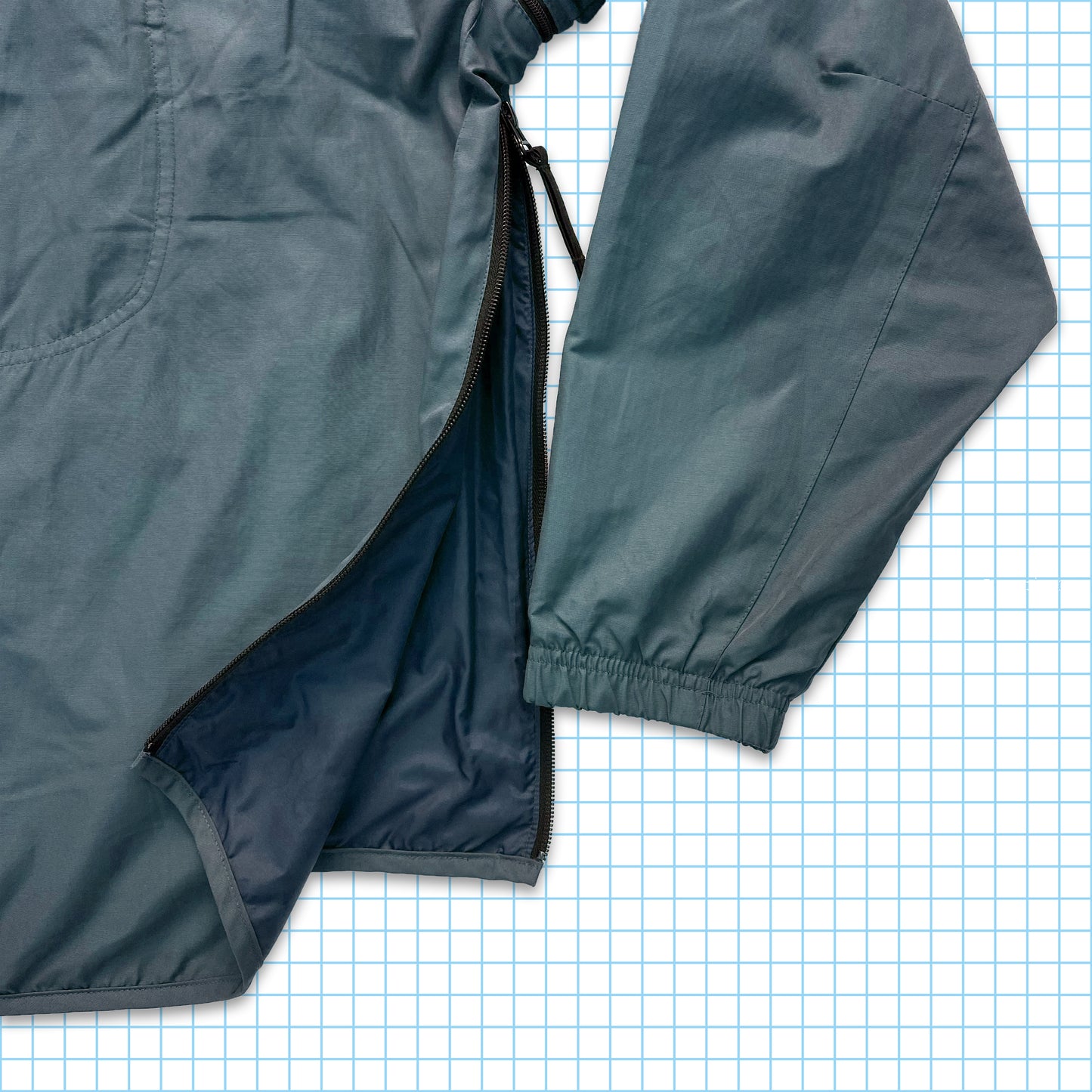 Vintage Nike Steel Blue 2in1 Convertible MP3 Jacket - Medium