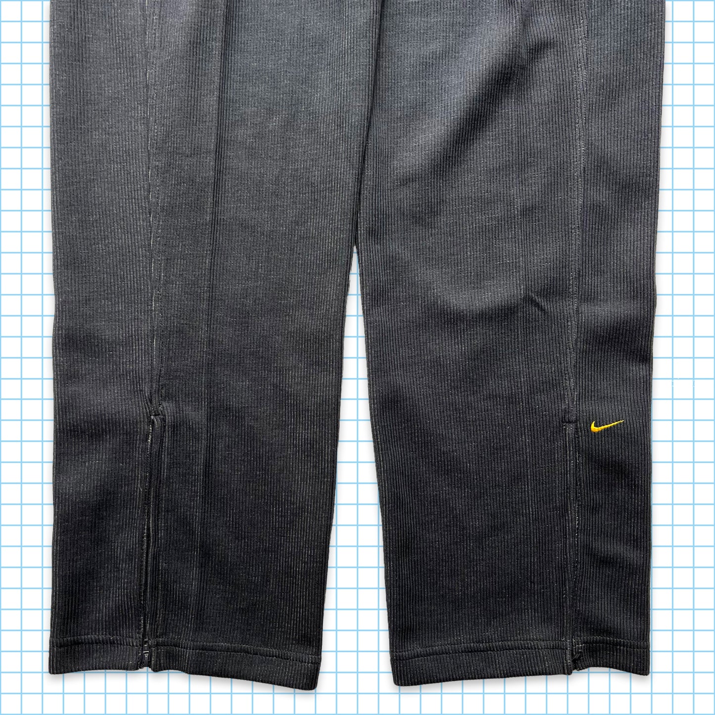 Nike Ribbed Cotton Cargo Pant - 30-33" Waist