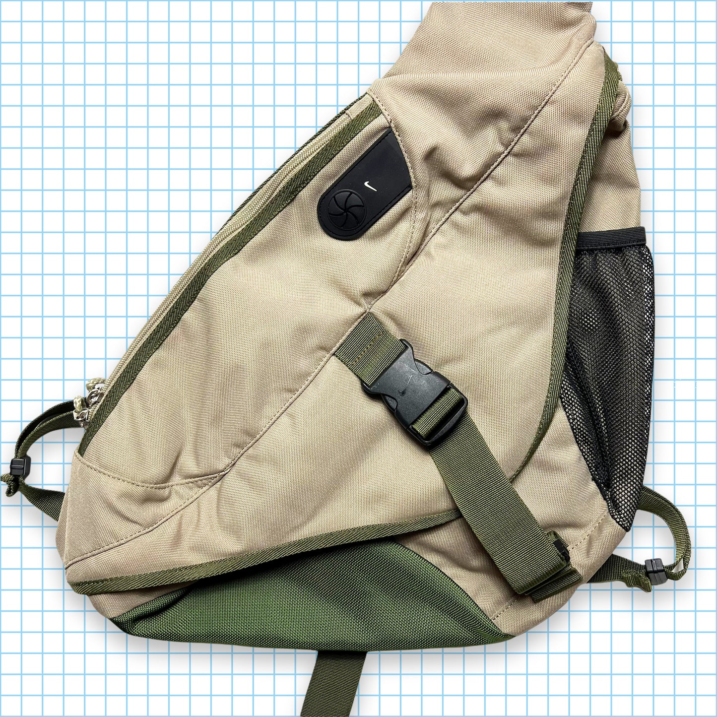 Vintage Nike Technical Khaki/Beige Tri-Harness Bag