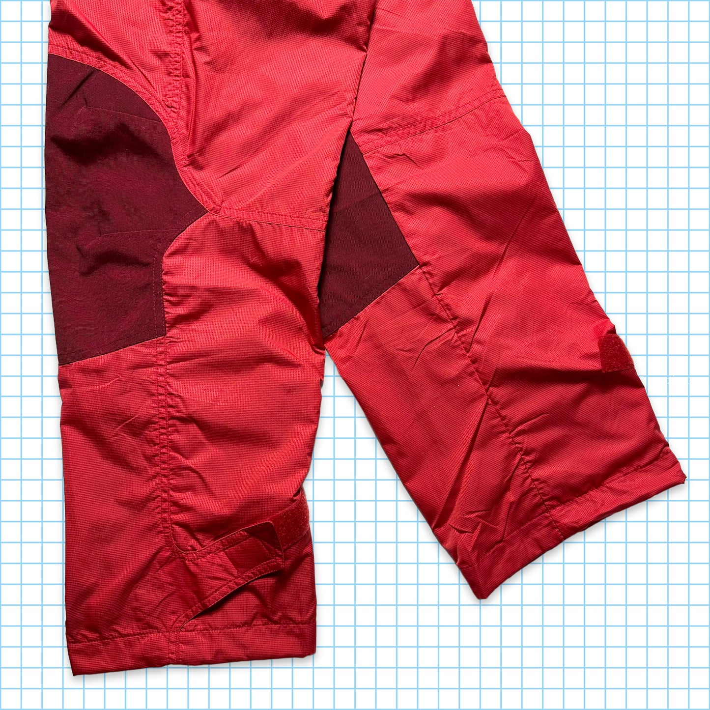 Nike SPRTSDLX Pantalon de survêtement à panneaux rouges - Taille 32-36"