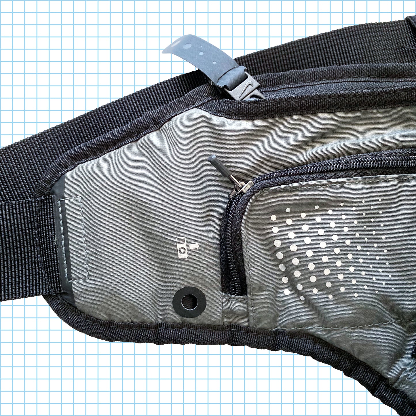 Vintage Nike Bottle Bag