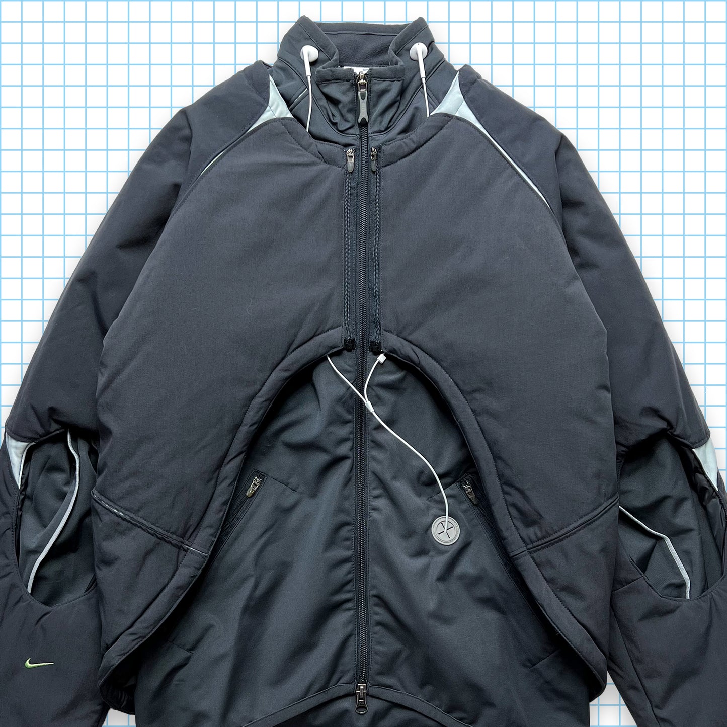 Nike Technical MP3 2in1 Windrunner Jacket SS03' - Small