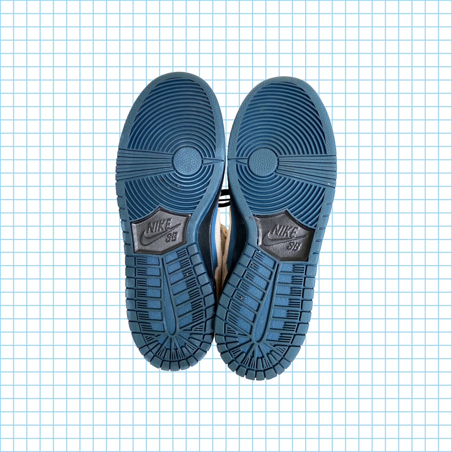 Nike SB Dunk Low Pro Light Cream Thunderstorm