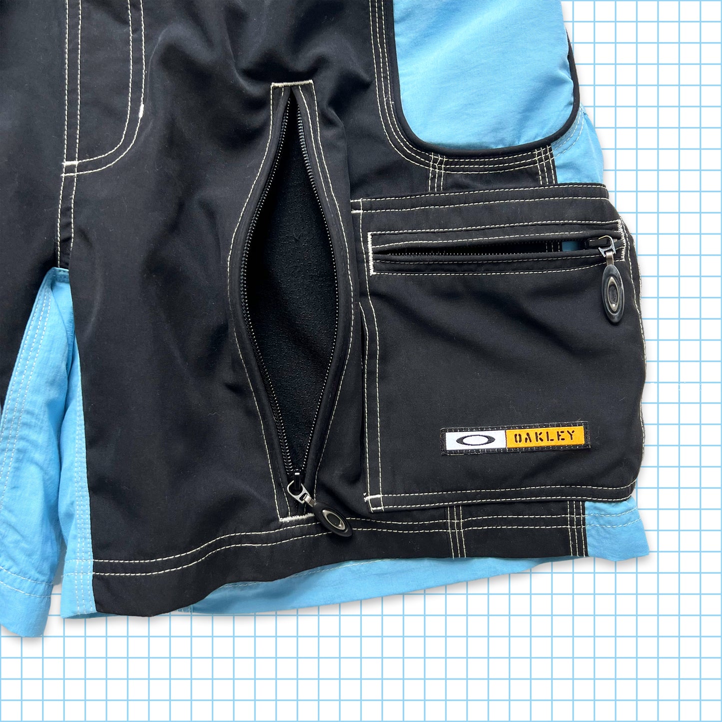 Oakley Black/Sky Blue Ventilated Technical Shorts - 32/34" Waist
