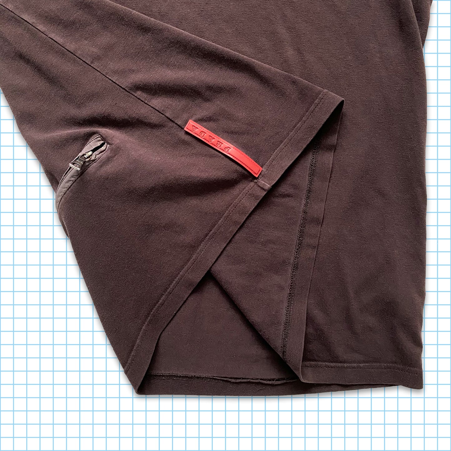 vintage Prada Sport Back Stash Pocket Tee - Moyen