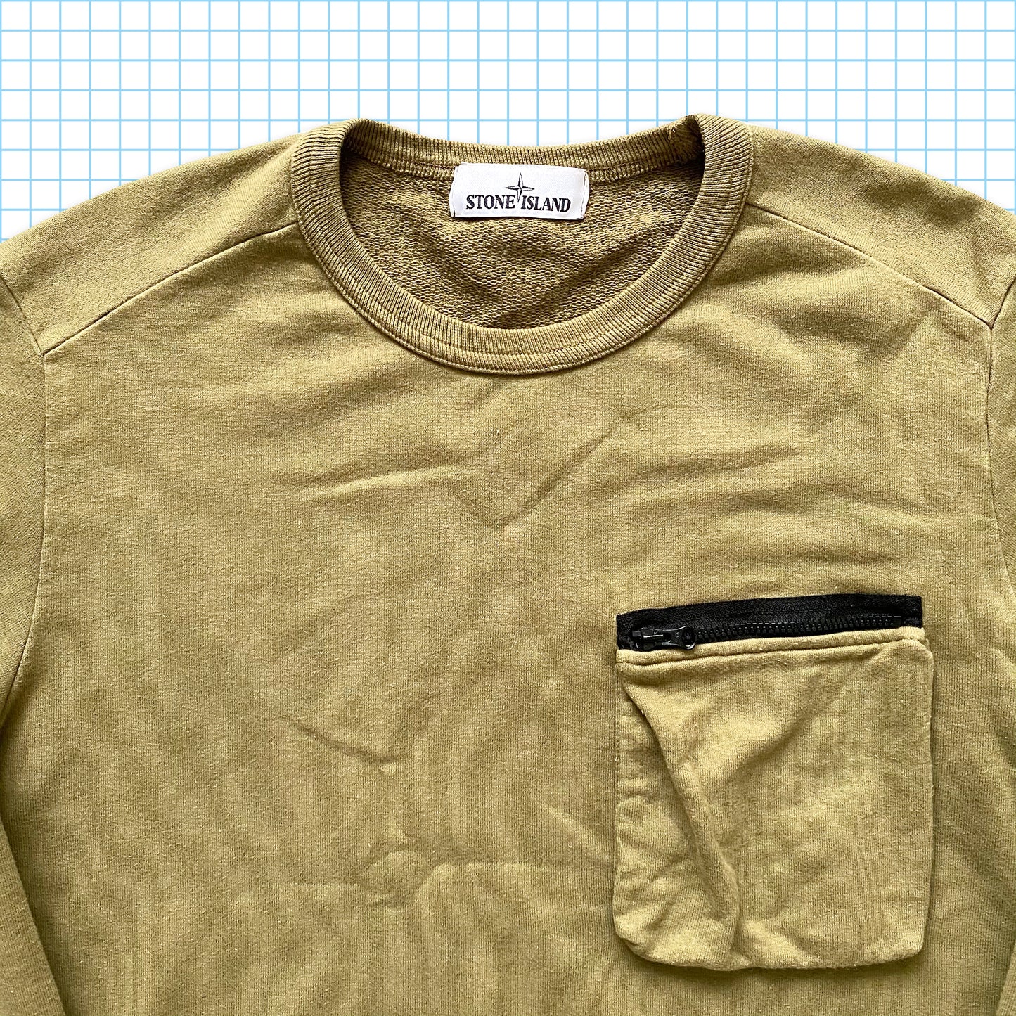 Stone Island - Ras du cou kaki avec poche zippée sur le devant - Moyen