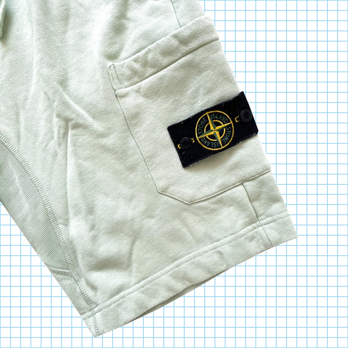 Short cargo teint en pièce vert pistache Stone Island PE18' - Moyen