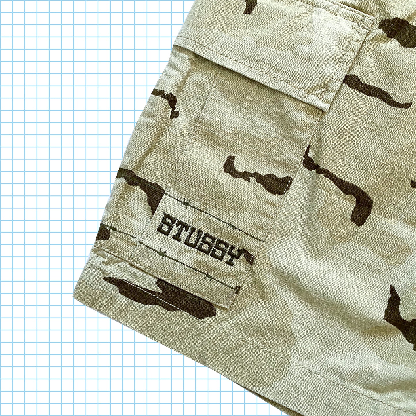 Short cargo Stüssy vintage camouflage désert