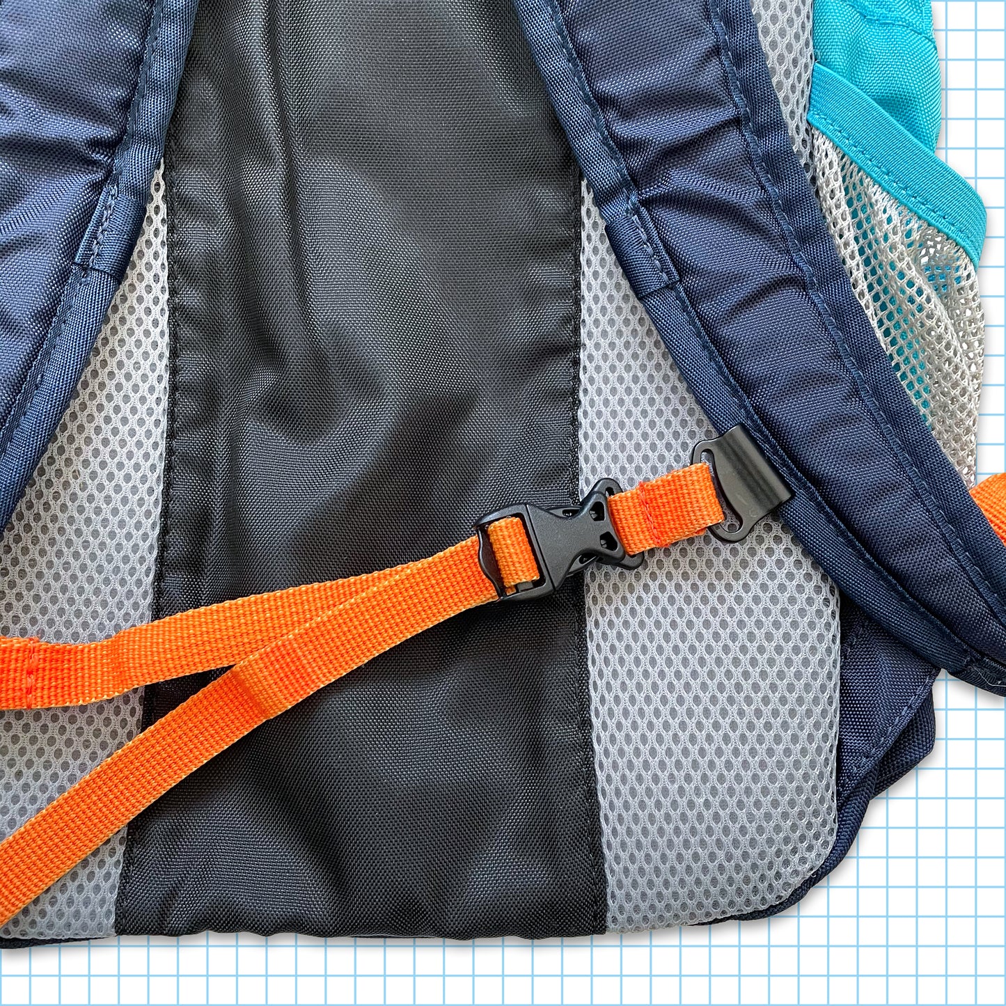 Vintage Nike Multi-Coloured Back Pack