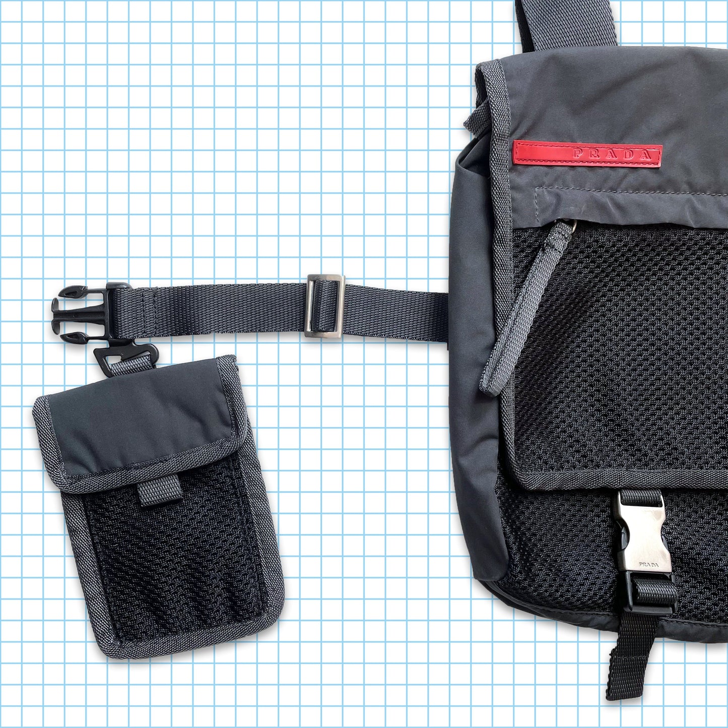 Prada Sport Sac latéral/pochette de ceinture en maille gris foncé avec poche avant