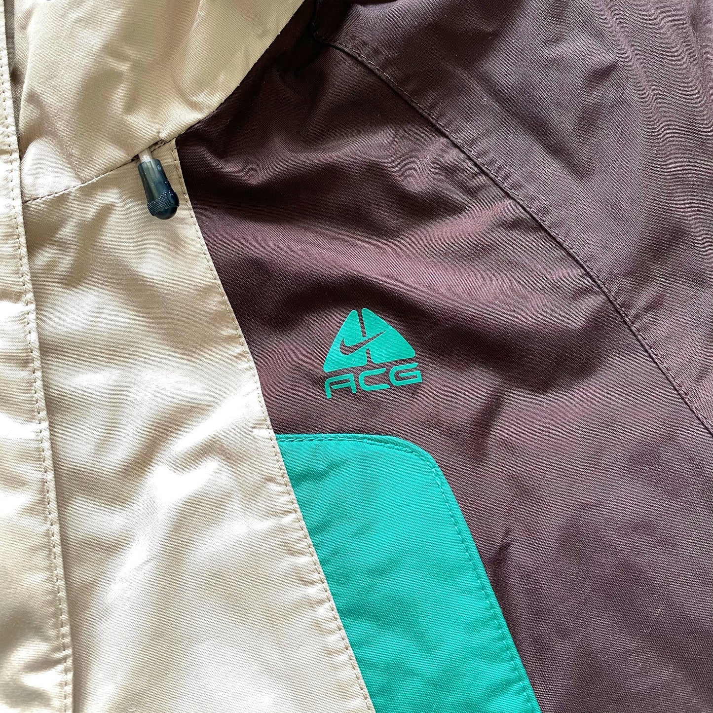 Vintage Nike ACG Triple Split Colour Panel Padded Jacket - Medium