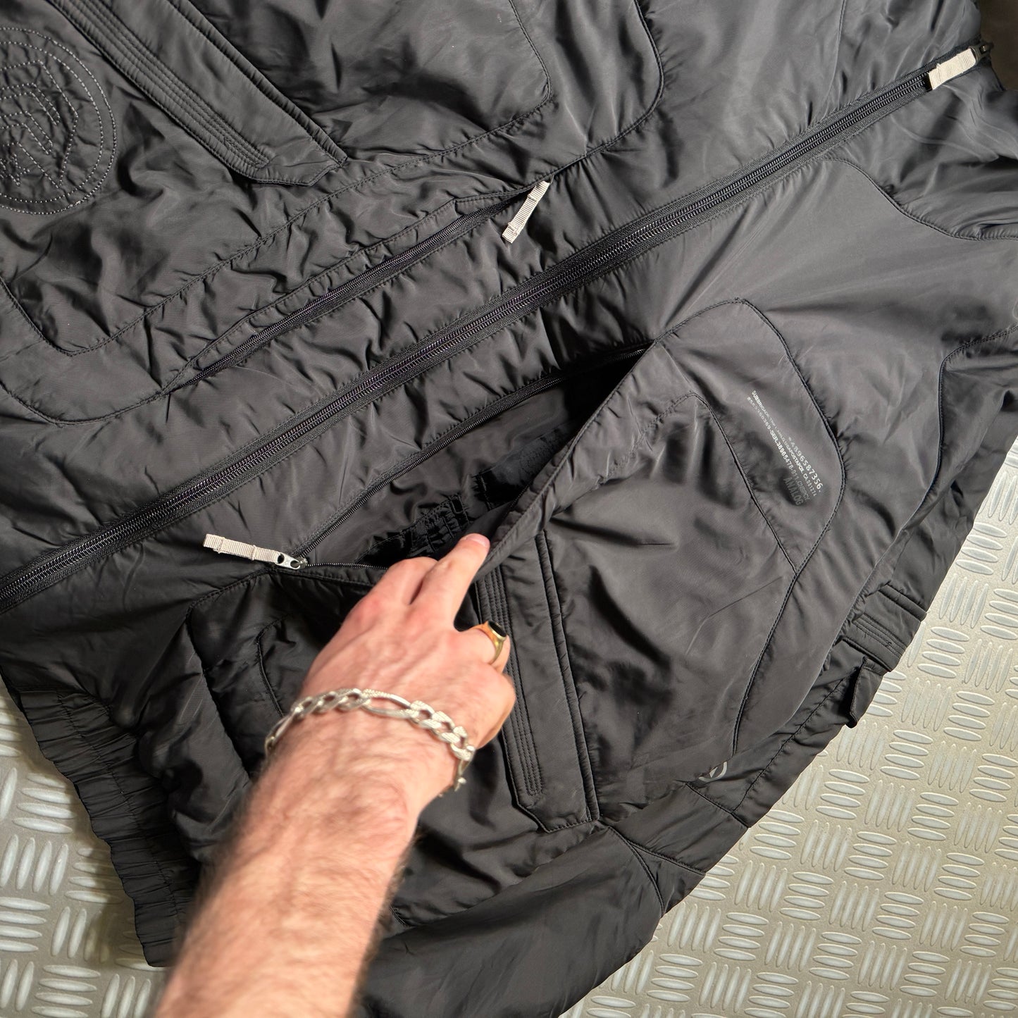 Early 2000’s Analog Multi Pocket Padded Jacket - Extra Large