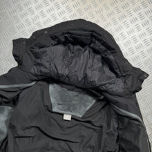 Charger l&#39;image dans la galerie, Early 2000’s Nike Jet Black Gore-Tex Airvantage Inflatable Jacket - Medium / Large