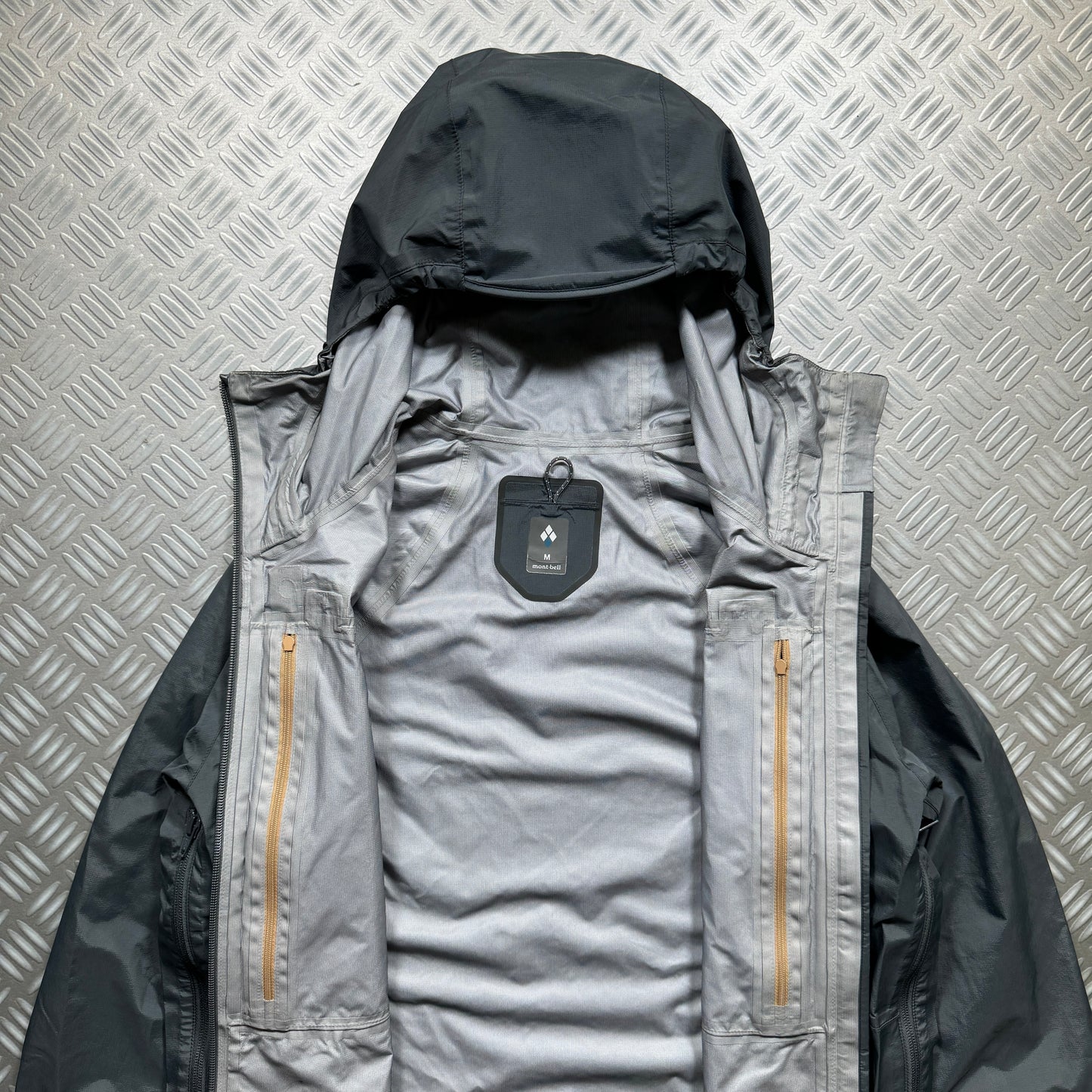 Early 2000’s Montbell Taped Seam Multi Pocket Shell Jacket - Medium / Large