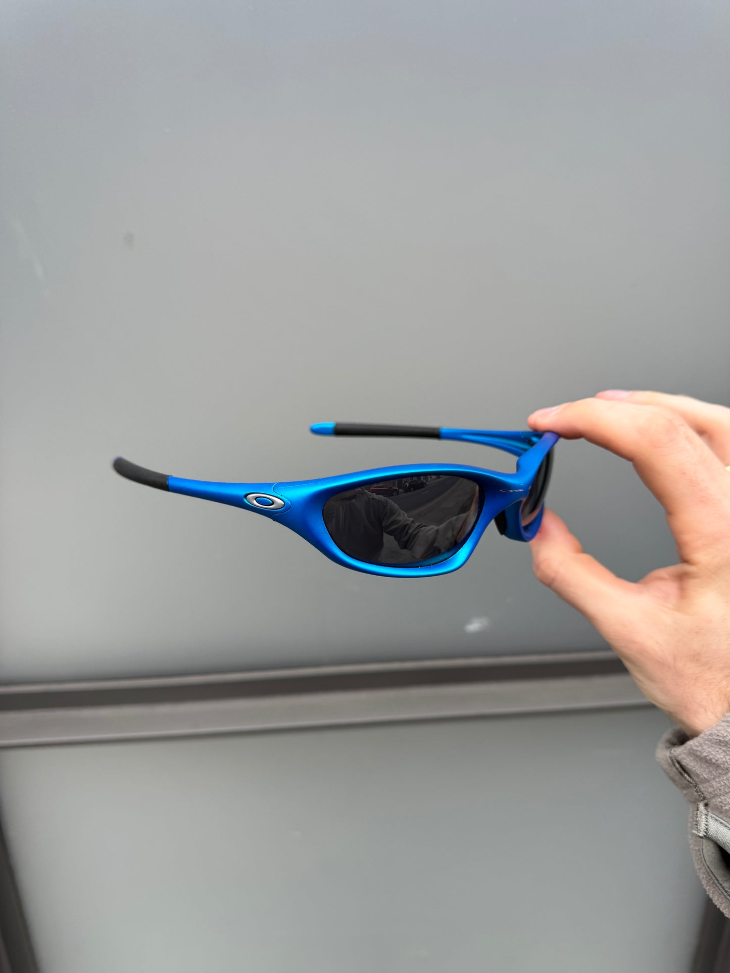 Early 2000’s Oakley Twenty XX Electric Blue Sunglasses
