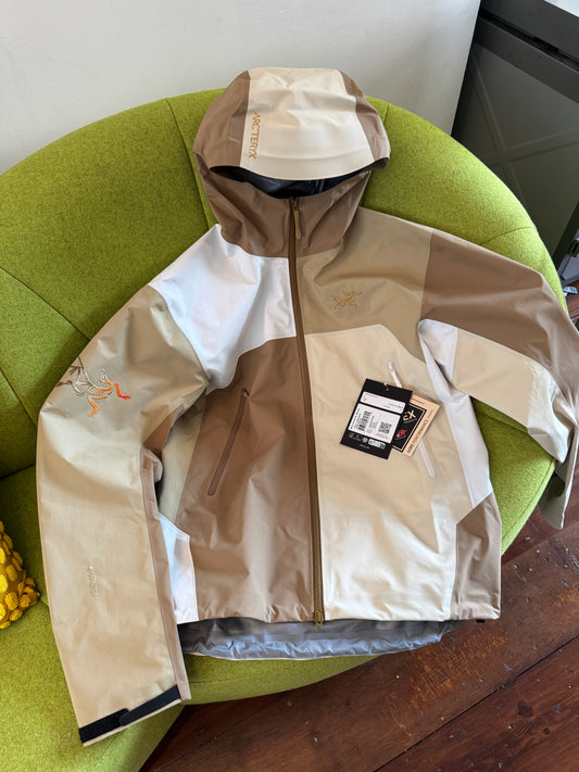 Arc’teryx x Beams Beta Shell Gore-tex Jacket