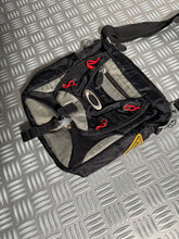 Carica l&#39;immagine nel visualizzatore di Gallery, Early 2000’s Oakley Software Cross Body Side Bag