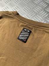 画像をギャラリービューアに読み込む, Early 2000’s Oakley Software Longsleeve Brown Tee - Large / Extra Large