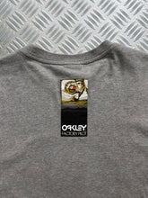 Load image into Gallery viewer, Oakley Medusa Pilot Graphic Tee