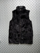 Charger l&#39;image dans la galerie, AW07’ Prada Black Tab Padded Reversible Fur/Nylon Vest