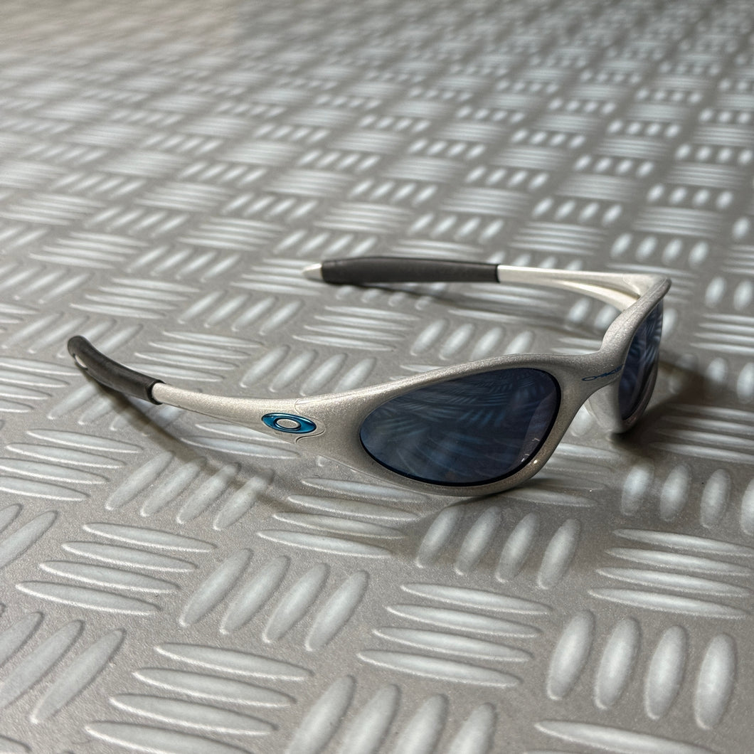 Oakley Minute Silver/Blue Sunglasses