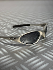 Oakley Gen 1 Silver Minute Sunglasses