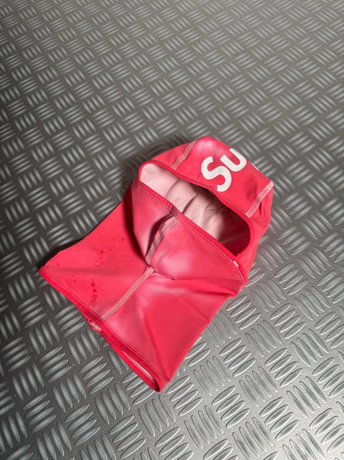 Supreme Heat Reactive Bandana