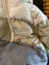 画像をギャラリービューアに読み込む, Early 2000’s Nike Reversible Rip-Stop Nylon/Fleece Puffer Jacket - Large / Extra Large