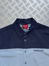 画像をギャラリービューアに読み込む, Early 2000’s Oakley Spellout Shirt