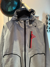 画像をギャラリービューアに読み込む, Early 2000’s Nike ACG Taped Outer Soft Shell Jacket - Medium