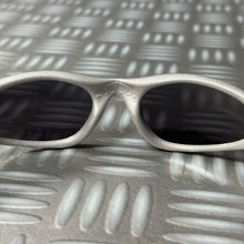 Load image into Gallery viewer, Oakley Minute Silver/Blue Sunglasses