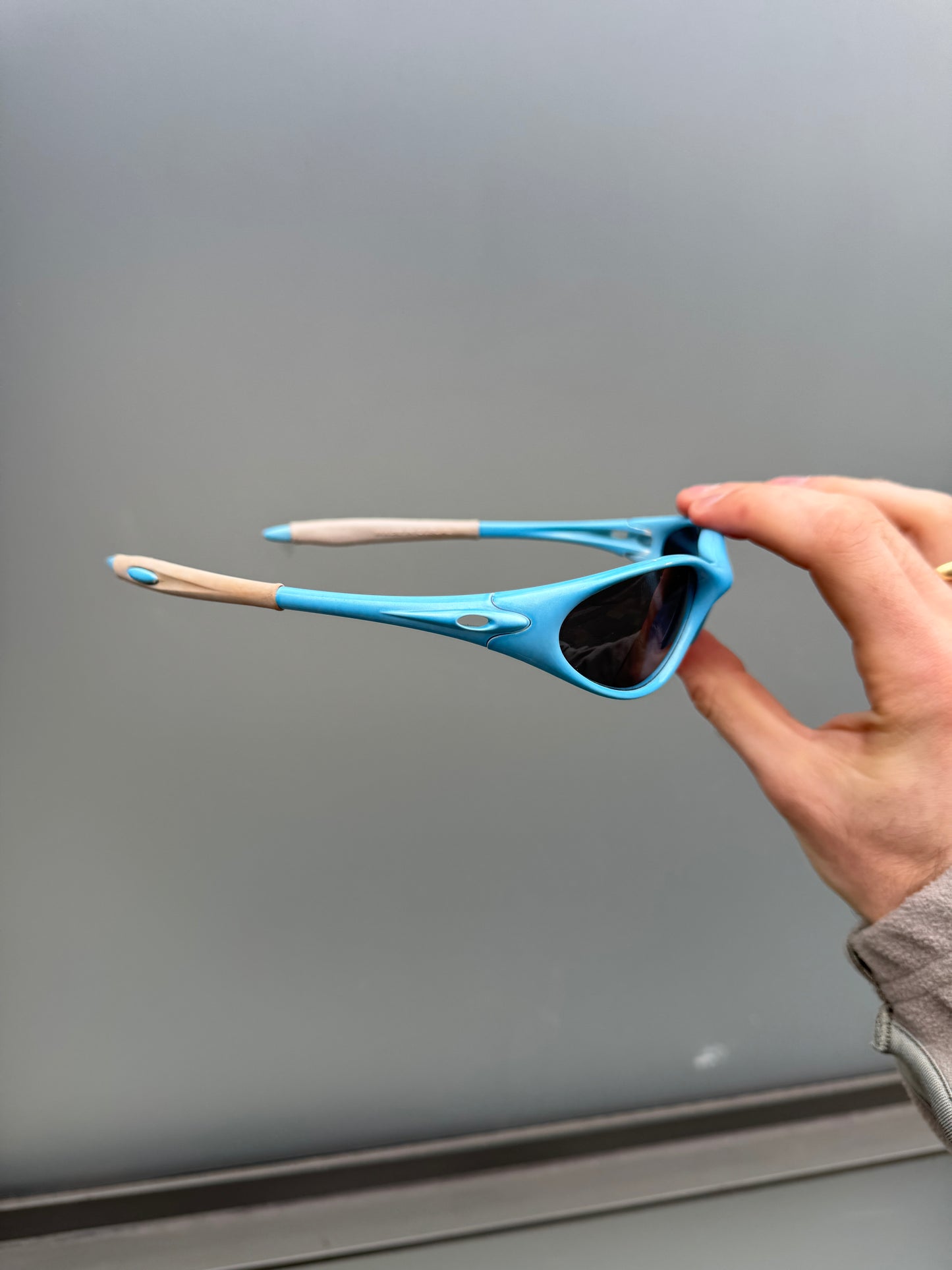 1990’s Oakley Minute Gen 1 Baby Blue Sunglasses