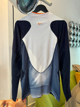 画像をギャラリービューアに読み込む, Early 2000’s Nike Sphere Technical Panelled Longsleeve - Medium / Large