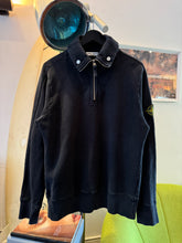 画像をギャラリービューアに読み込む, Early 2000’s Stone Island Jet Black 1/4 Zip - Medium / Large