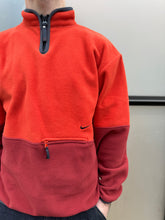 Carica l&#39;immagine nel visualizzatore di Gallery, Early 2000’s Nike Split Panel Stash Pocket Fleece