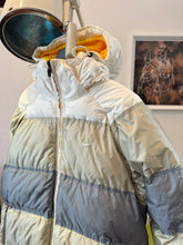 画像をギャラリービューアに読み込む, Early 2000’s Nike Reversible Rip-Stop Nylon/Fleece Puffer Jacket - Large / Extra Large