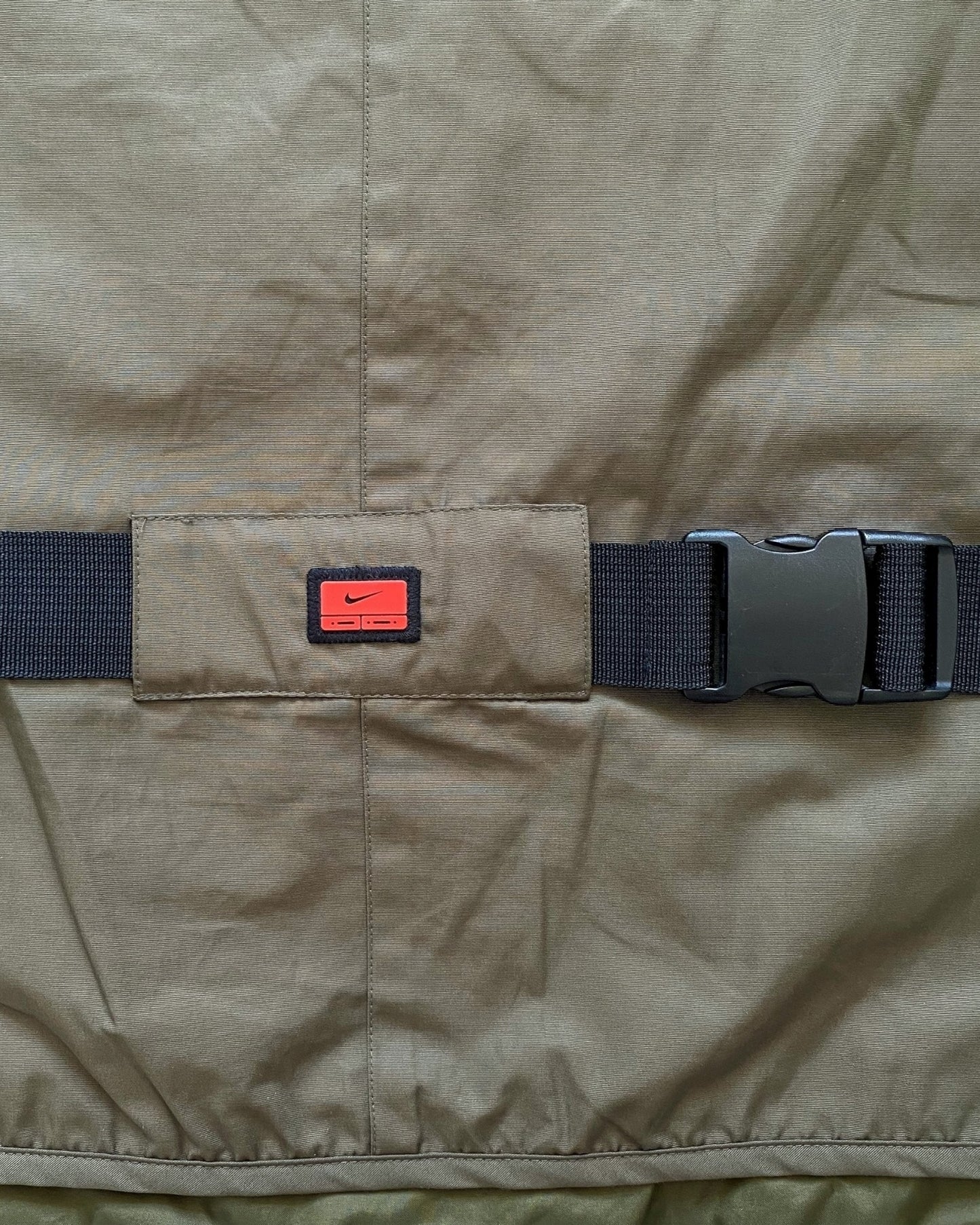 Fall 2001 Nike 2in1 Convertible MP3 Jacket