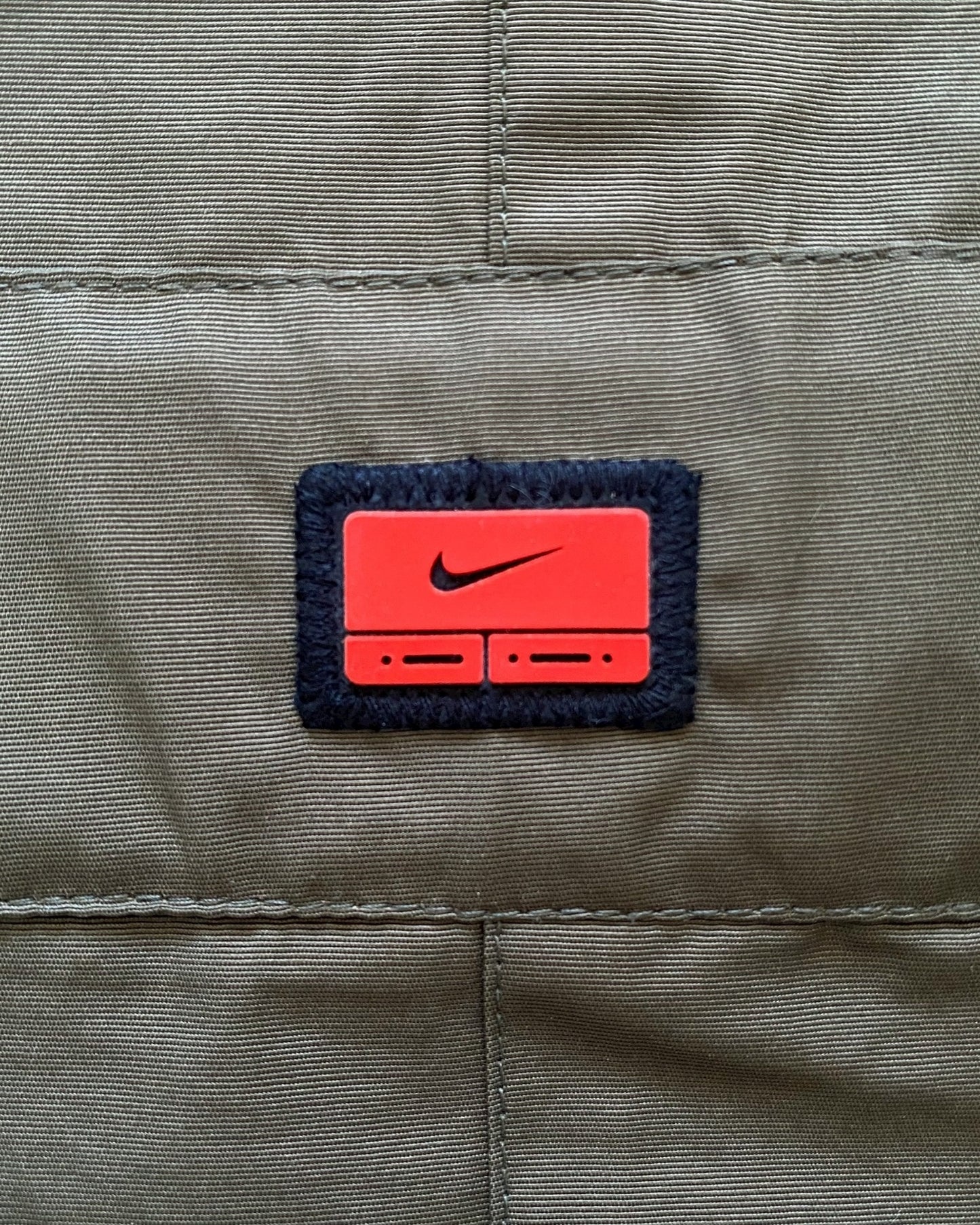 Fall 2001 Nike 2in1 Convertible MP3 Jacket