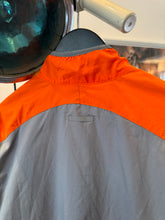 Carica l&#39;immagine nel visualizzatore di Gallery, Early 2000’s Nike Orange/Grey 3M Reflective Track Jacket - Large