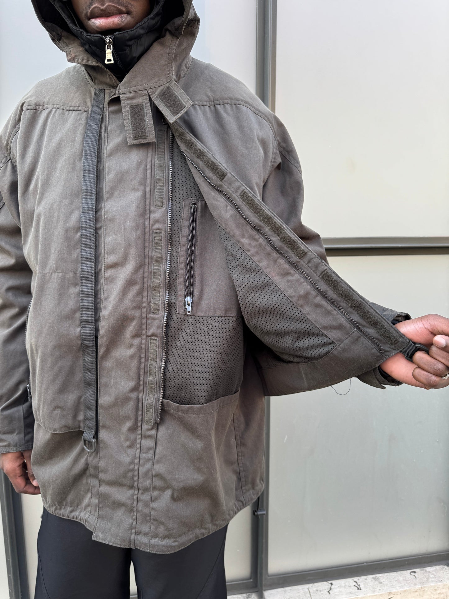 Early 2000’s Levi’s Engineered Dark Khaki Waxed Cotton Stash Pocket Jacket