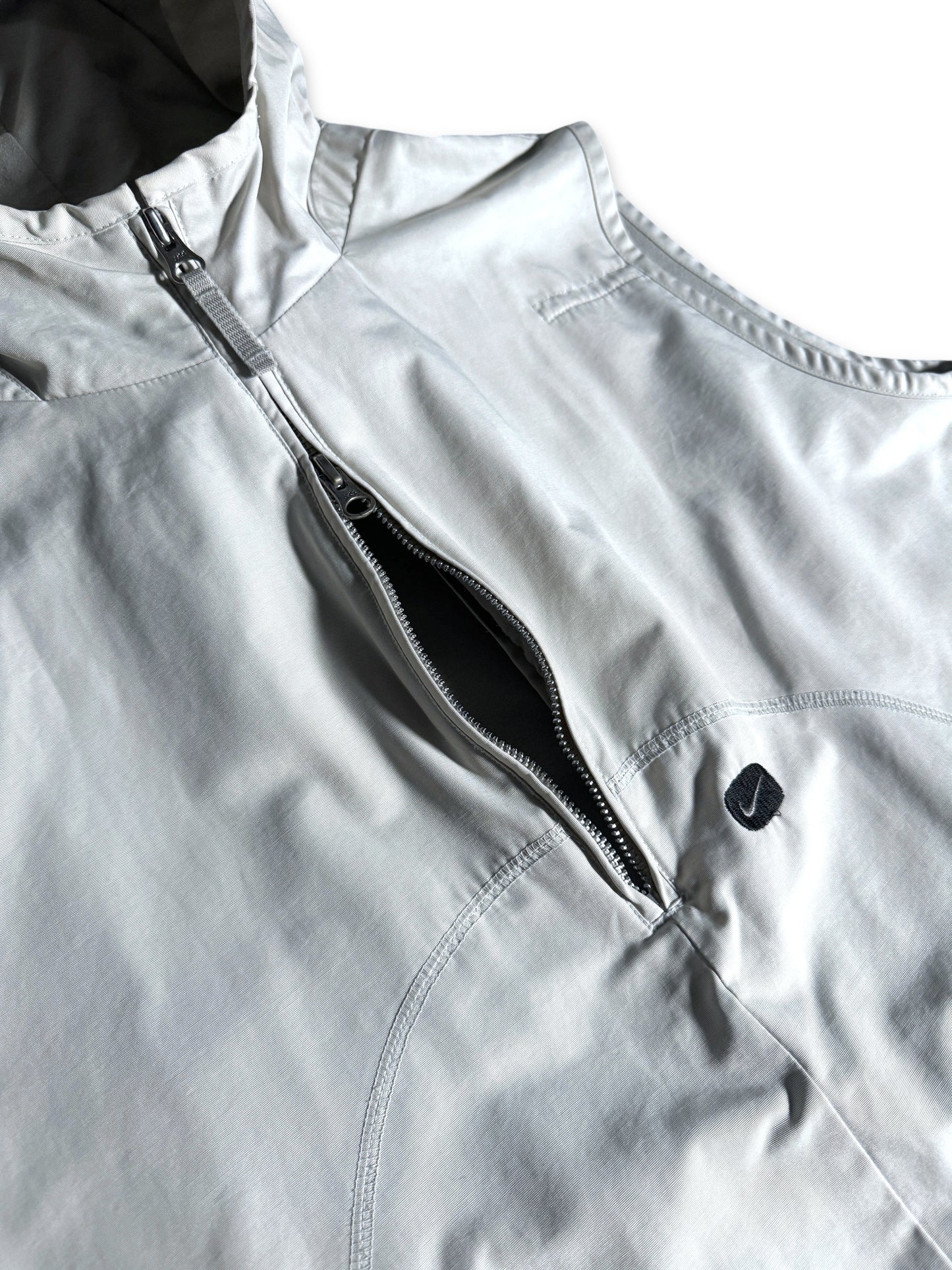 Early 2000's Nike White Pullover Vest w/Hidden Stash Pocket